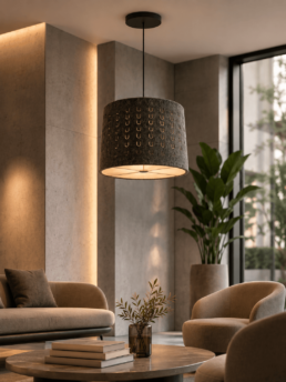 Lampada acustica in feltro PET installata in un ambiente moderno per migliorare il comfort acustico e ridurre il riverbero.